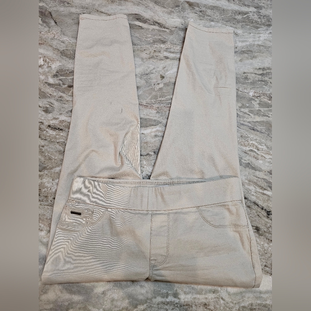 Nine West Jeans Size 6 Heidi Pull-On Crop Pants Beige Stretch Comfort Waist